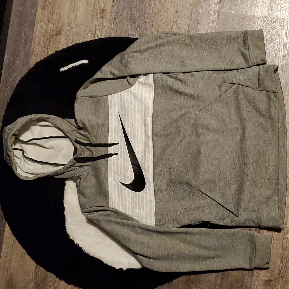 Nike Gray Dri-fir Therma Training Hooded Pullover